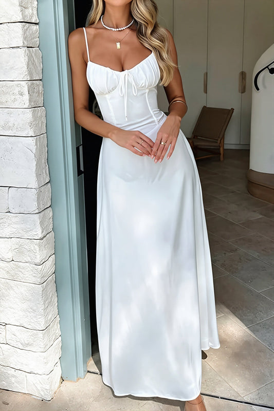 Figurbetontes Maxikleid mit Bindedetail