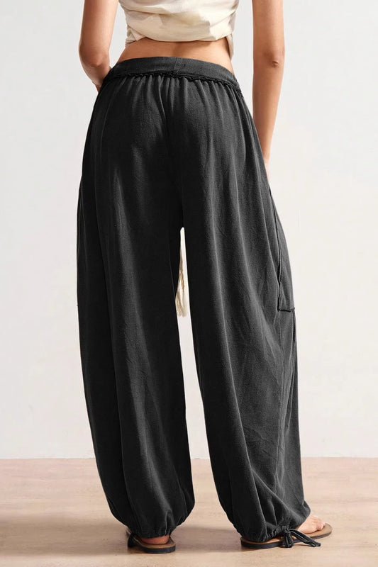 Hose mit weitem Bein und Bindedetail