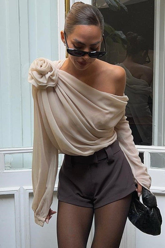 Bluse mit Blumenmuster und Netzdetails