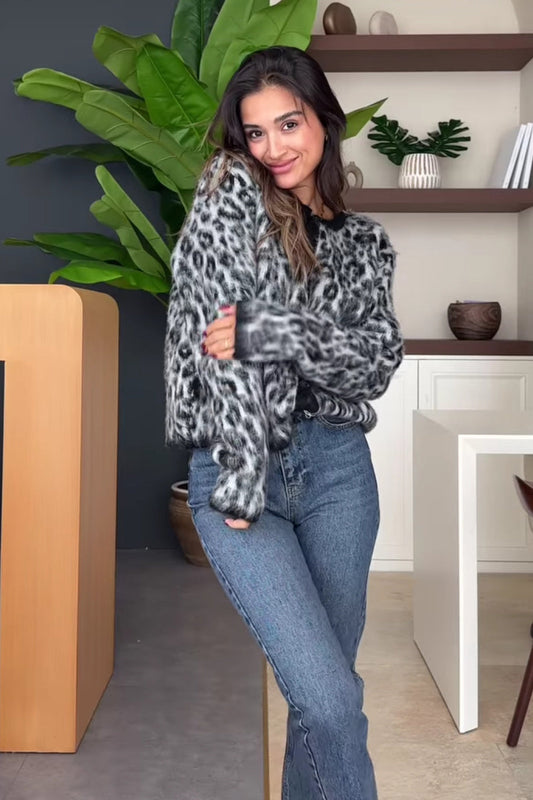 Strickjacke mit Leopardenmuster in Braun