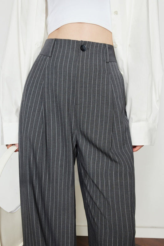 Hose mit weitem Bein in Grau