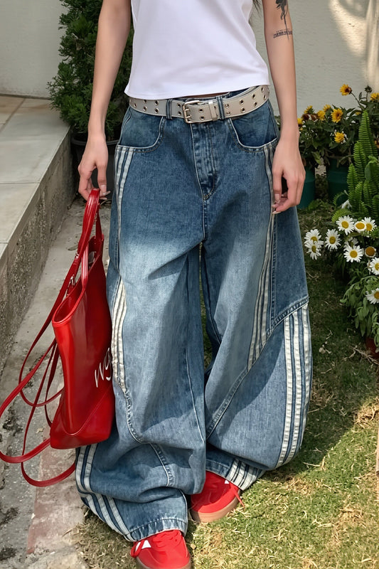 Jeans mit weitem Bein und hoher Taille