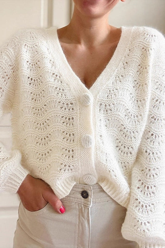 Strickjacke mit V-Ausschnitt und Strickstruktur in Weiß, mit Kragen