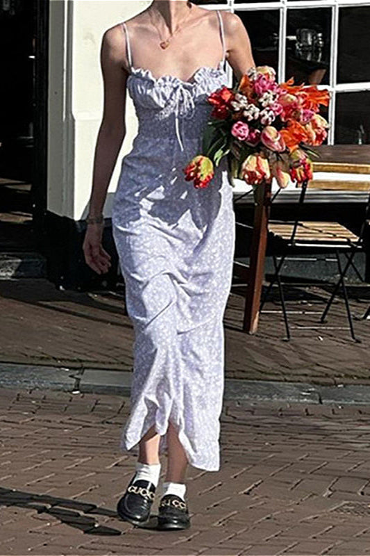 Maxikleid mit Blumenmuster und Rüschen in Lila