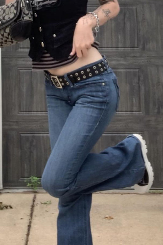 Jeans mit ausgestelltem Schnitt in Blau