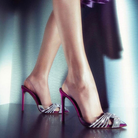 Scarlett - Elegante High Heels mit Strass, gedrehter Vorderseite und spitzer Zehe