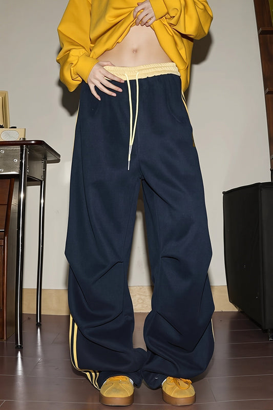 Hose mit Bindedetail und Streifenmuster