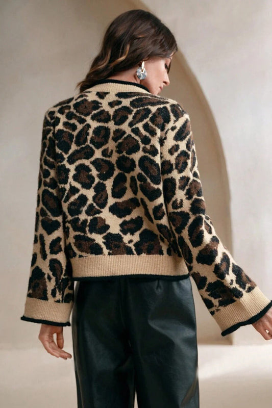 Strickjacke mit Leopardenmuster in Khaki