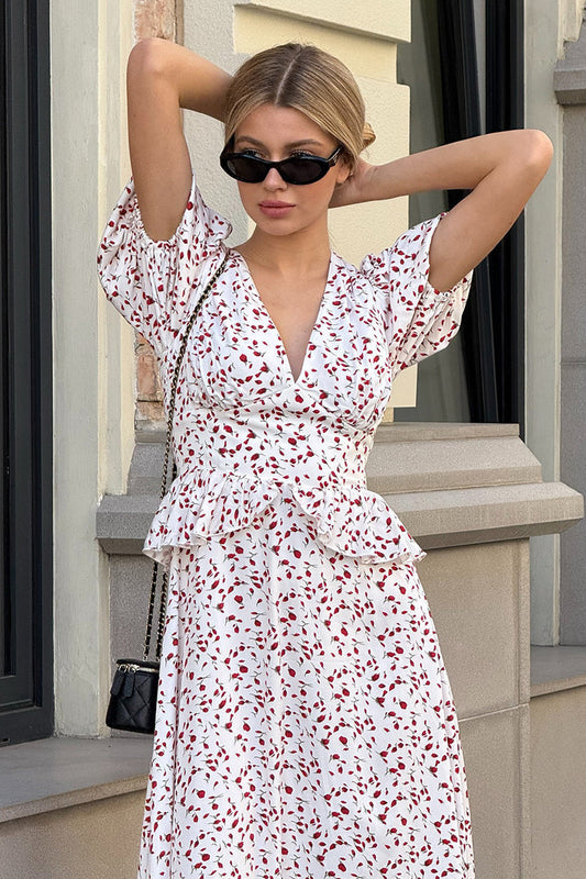 Figurbetontes Kleid mit Puffärmeln und Blumenmuster