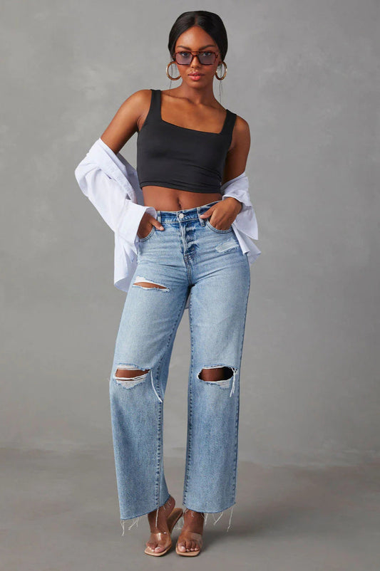 Jeans mit hoher Taille in Blau, im Used-Look