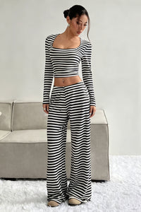 Zweiteiliges Set mit weitem Bein, hoher Taille und Streifenmuster