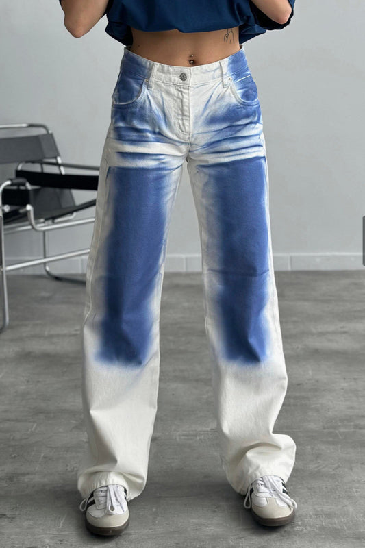 Jeans mit hoher Taille und Druck