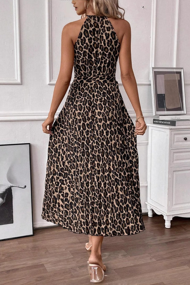 Rückenfreies Maxikleid mit V-Ausschnitt und Leopardenmuster in Braun, mit Neckholder