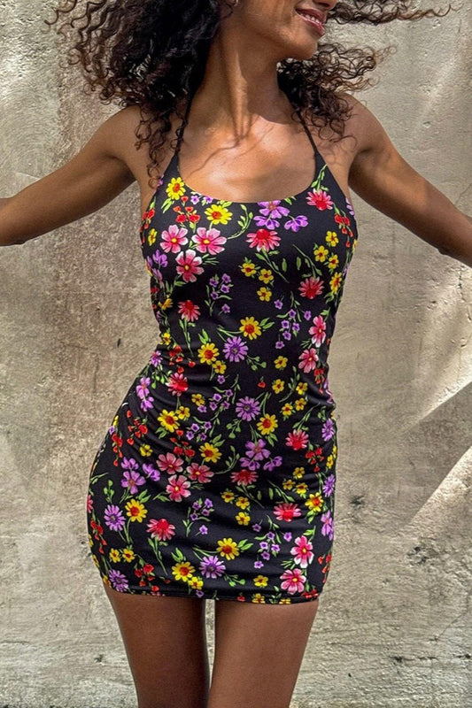Figurbetontes Minikleid mit Blumenmuster