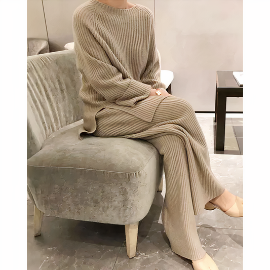 SAMANTHA - Lässiger Strickpulli und Hosen-Set