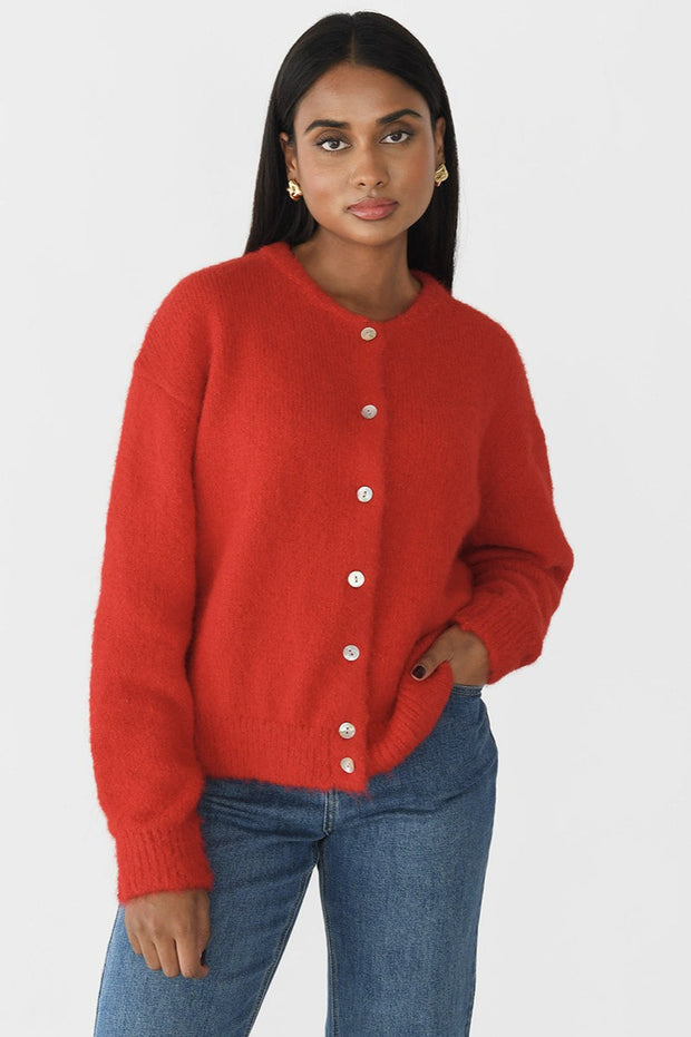 Strickjacke mit Knopfdetails und Strickstruktur in Weiß
