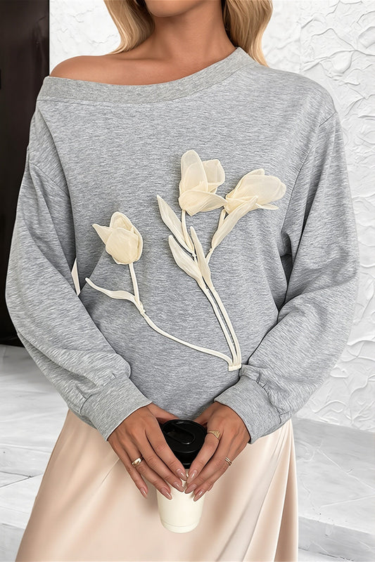 Schulterfreies Sweatshirt mit Blumenmuster