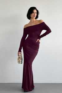 Figurbetontes Maxikleid in Bordeaux