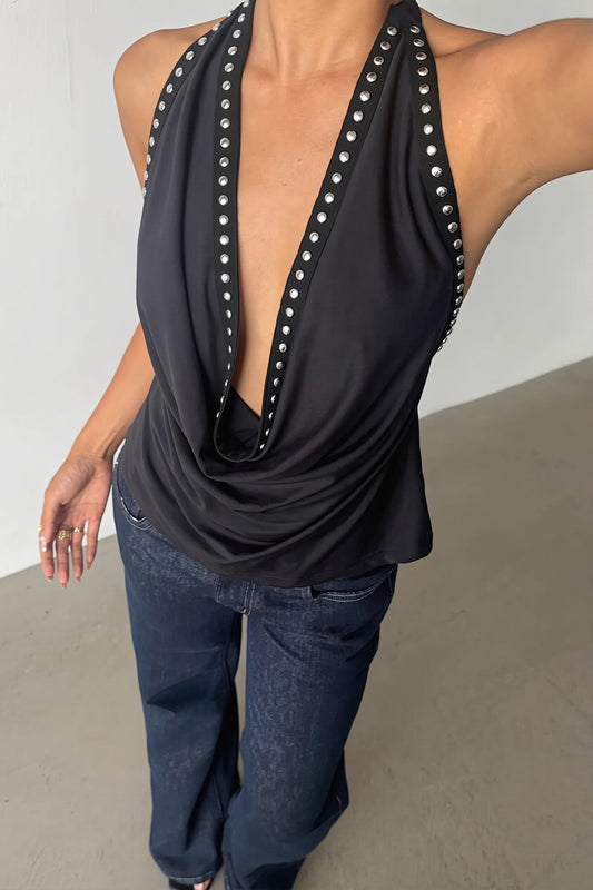Figurbetontes Tanktop mit Neckholder und V-Ausschnitt