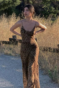 Rückenfreies Maxikleid mit Leopardenmuster