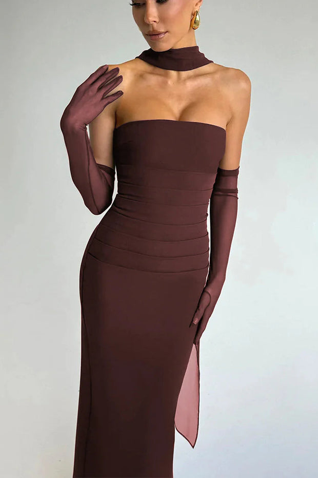 Trägerloses Maxikleid mit Bindedetail