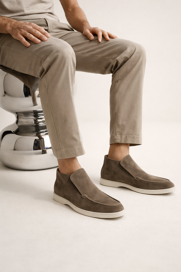 Herren-Slipper mit minimalistischem Design und leichter Sohle - Arzano