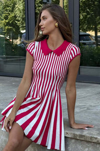 Minikleid mit A-Linie, Streifenmuster und Farbblockmuster