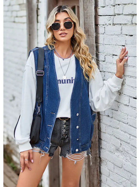Jeansweste mit Knopfverschluss und lockerer Passform und Ärmelloser Schnitt
