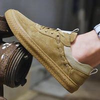 Maxwell - Lässige Sneakers aus Wildleder mit strukturierter Sohle