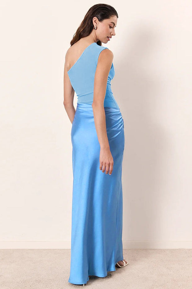 Ärmelloses Maxikleid in Schwarz
