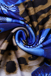 Trägerloses Maxikleid mit Schlitz und Leopardenmuster