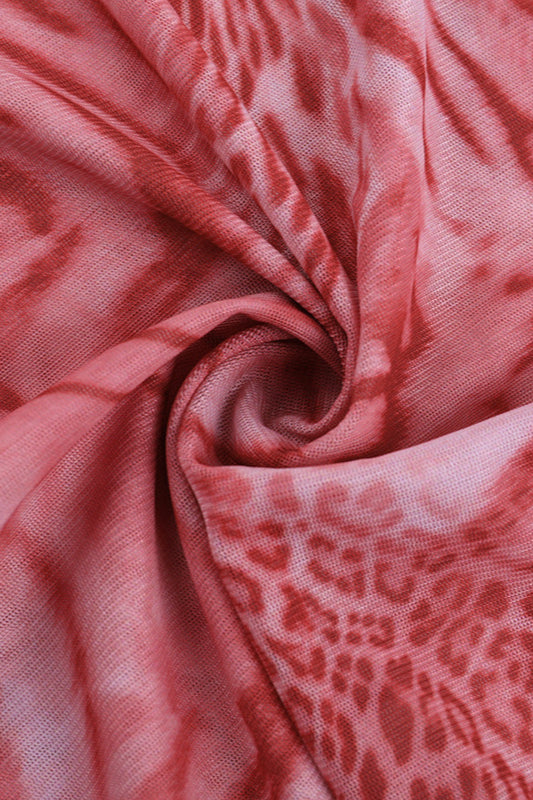 Figurbetontes Maxikleid mit Wasserfallausschnitt und Leopardenmuster