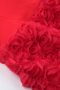 Trägerloses Minikleid mit Blumenmuster in Rot