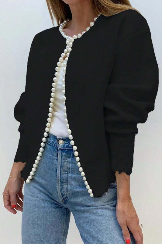 Strickjacke mit Strickstruktur und Perlendetails