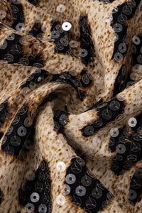 Trägerloses Minikleid mit Leopardenmuster und Pailletten in Braun