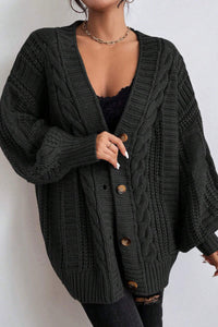 Strickjacke mit V-Ausschnitt und Strickstruktur