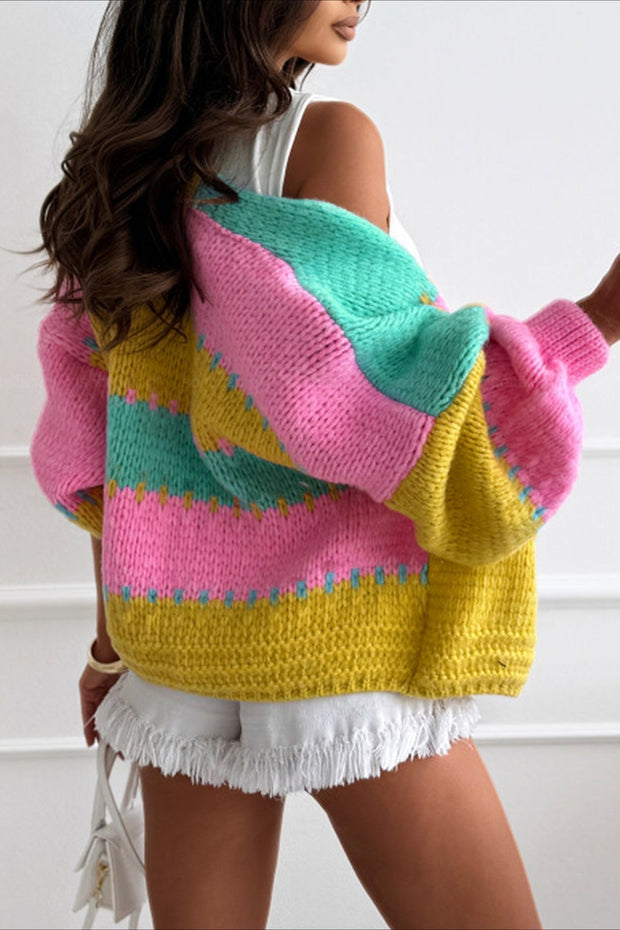 Locker geschnittene Strickjacke mit Strickstruktur