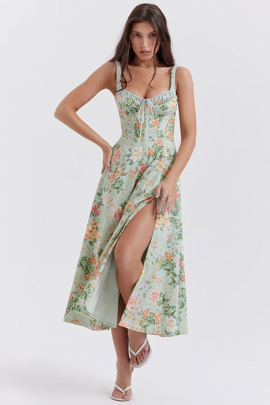 Kleid mit Schlitz und Blumenmuster in Grün