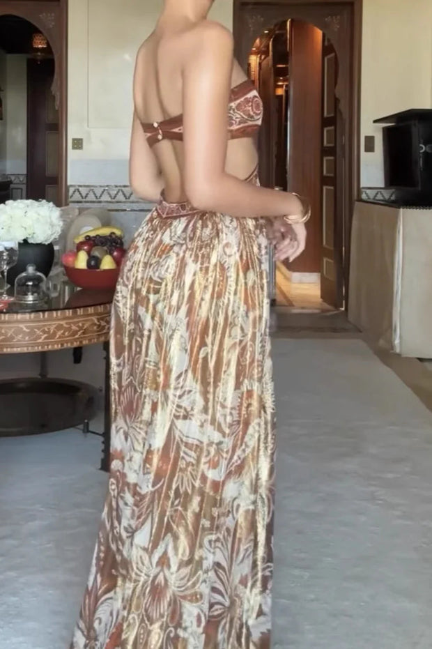 Trägerloses Maxikleid mit Blumenmuster und Satinoptik