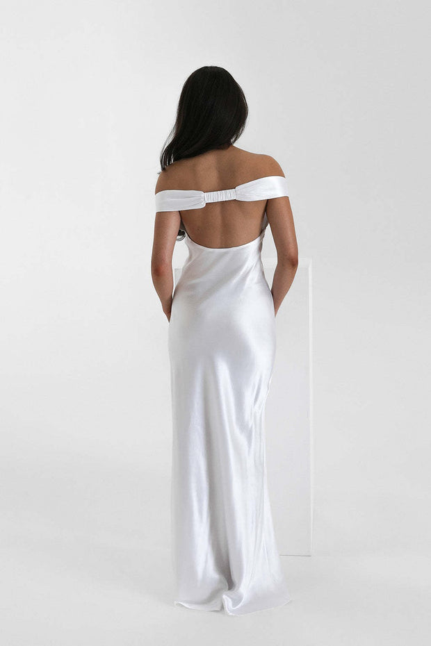 Schulterfreies Maxikleid mit Meerjungfrau-Silhouette und Satinoptik in Gelb