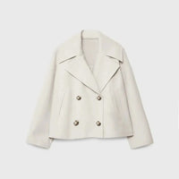 Kurze Damen-Wolljacke mit doppelreihigen Knöpfen - Heidi