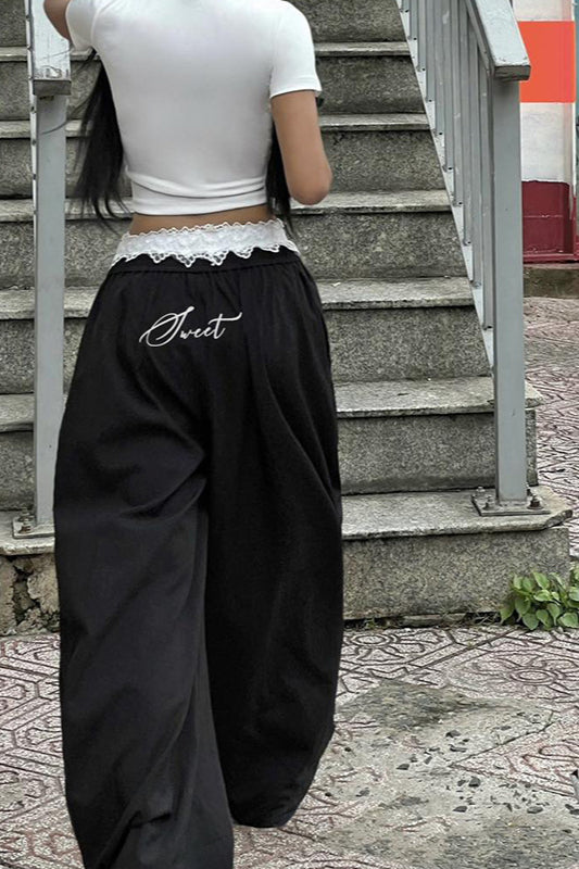 Hose mit Spitze in Schwarz