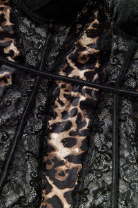 Minikleid mit Leopardenmuster, Patchwork und Spitze in Schwarz