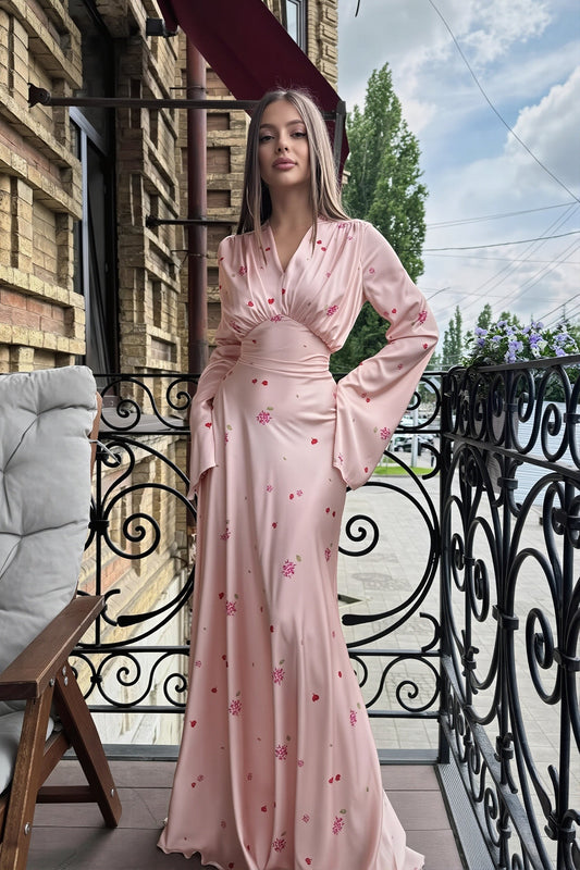 Figurbetontes Maxikleid mit langen Ärmeln, Blumenmuster und Satinoptik