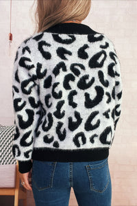 Strickjacke mit kurzem Schnitt, Druck und Strickstruktur