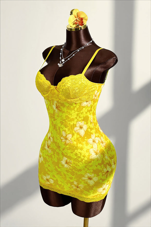 Rückenfreies Minikleid mit Raffung, Blumenmuster und Spitze