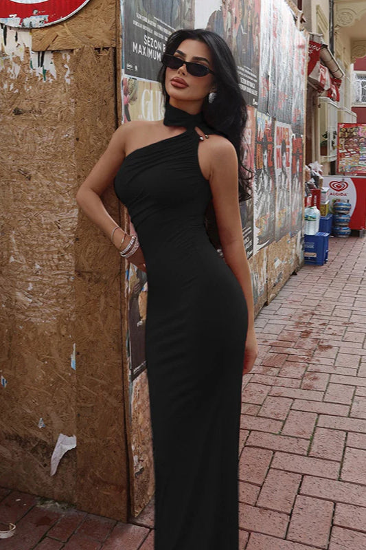Figurbetontes Maxikleid in Schwarz, ärmellos