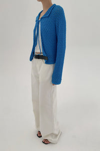 Strickjacke mit Bindedetail und Strickstruktur