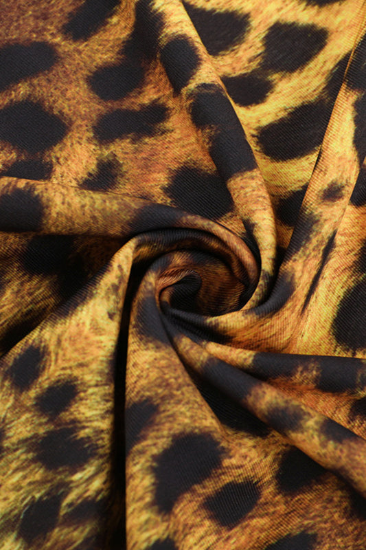 Figurbetontes Maxikleid mit Leopardenmuster in Gelb
