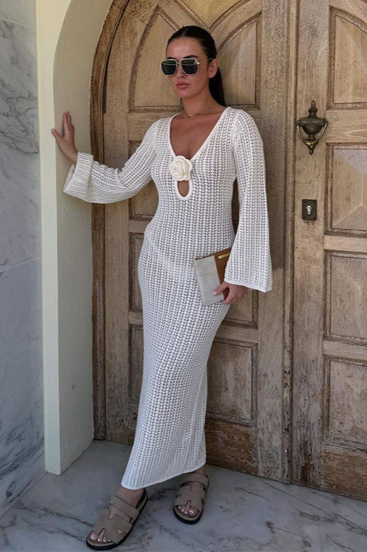 Rückenfreies Maxikleid mit V-Ausschnitt und Strickstruktur